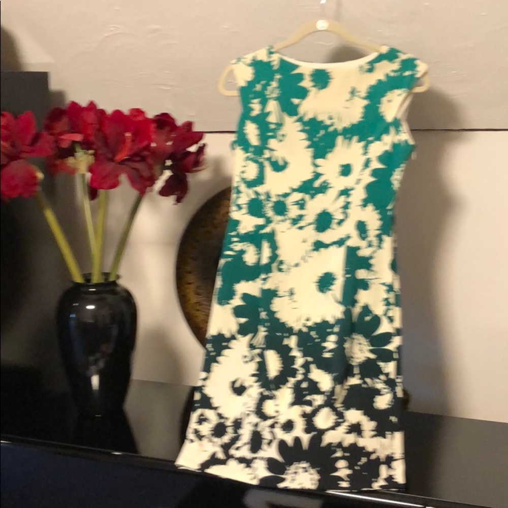 London Times Sleeveless Dress